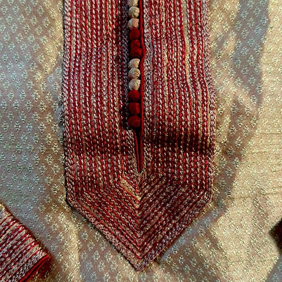 I am selling because it doesn’t fit me anymore - Picture 3 of 3